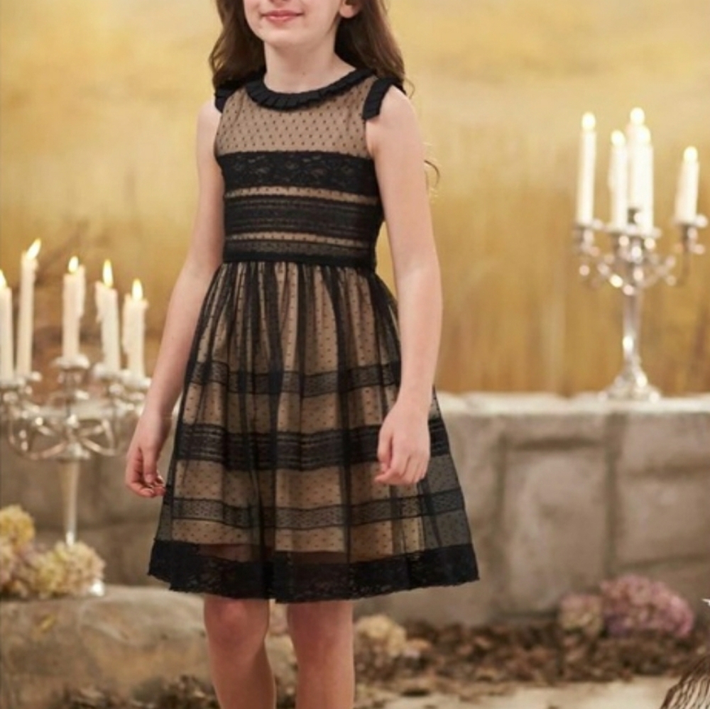 Chasing fireflies black nude lace dress 6 14 - Picture 6 of 10